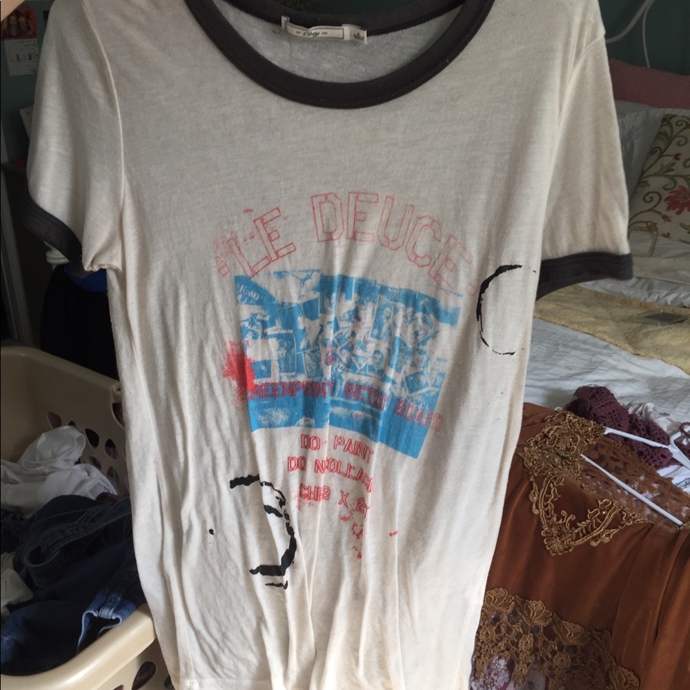 obey t-shirt